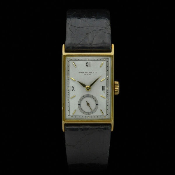 Patek Philippe, Tegolino, 22,5x37,5mm, Ref. 1470, With Extract, Year: 1943, White Dial, Yellow Gold