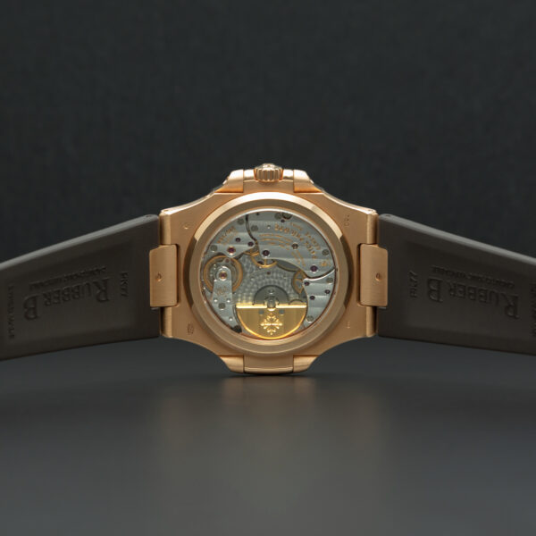 Patek Philippe, Nautilus, 40x38mm, Ref. 5712R-001, Year: 2008, Brown Fumè Dial ,Full Set, Rose Gold - immagine 5
