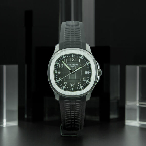 Patek Philippe, Aquanaut, 40mm, Ref. 5167A-001, Year: 2008, Full Set, Black Dial, Stainless Steel