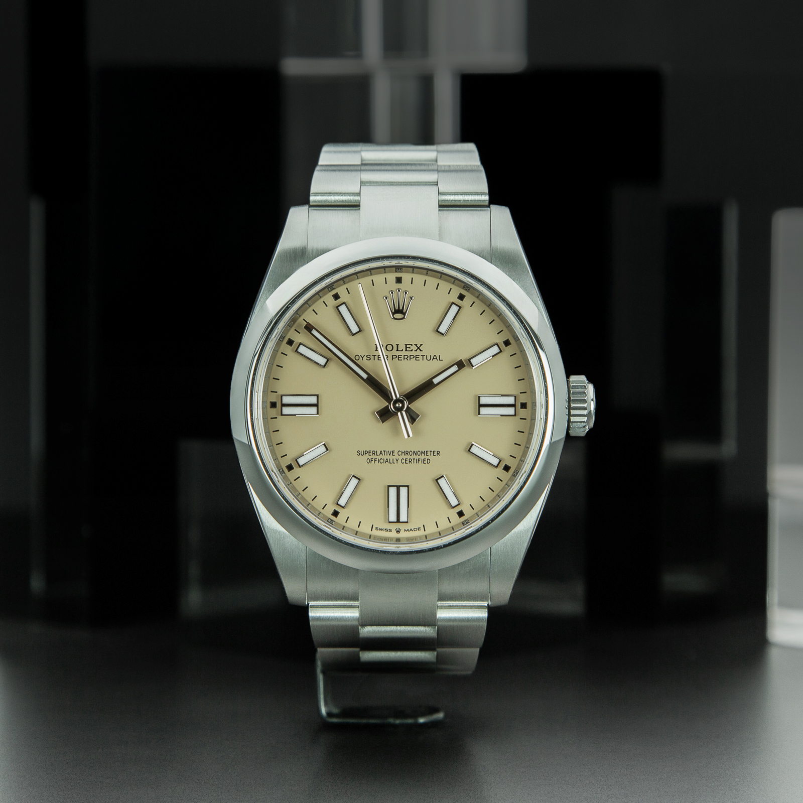 ROLEX 134300 022E4719 2026 BEIGE OYSTER SI GAR-1