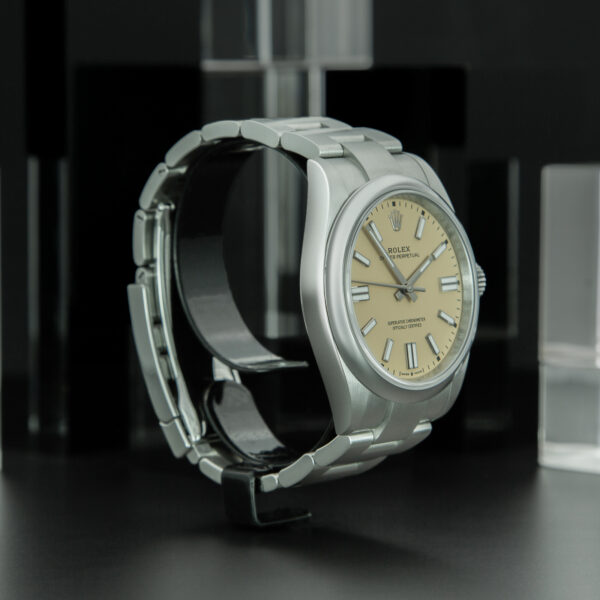 Rolex, Oyster Perpetual, 41mm, Ref. 134300, Beige Dial, Year: 2026, Full set, New, Wooden Card, Stainless Steel - immagine 4