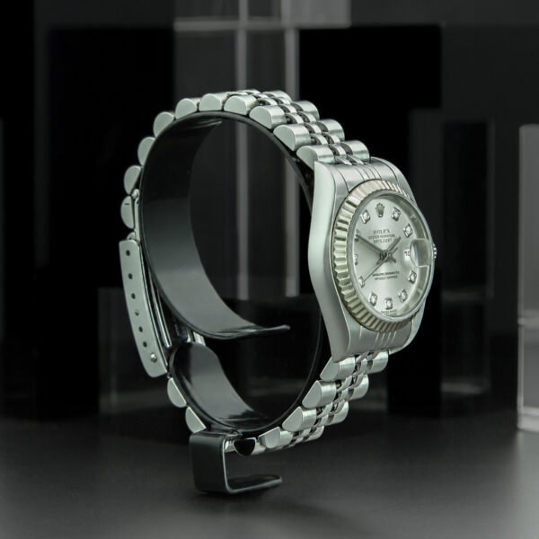 Rolex, Lady-DateJust 26mm, Ref. 79174, Silver Diamond Dial, Year: 19, Stainless Steel - immagine 4